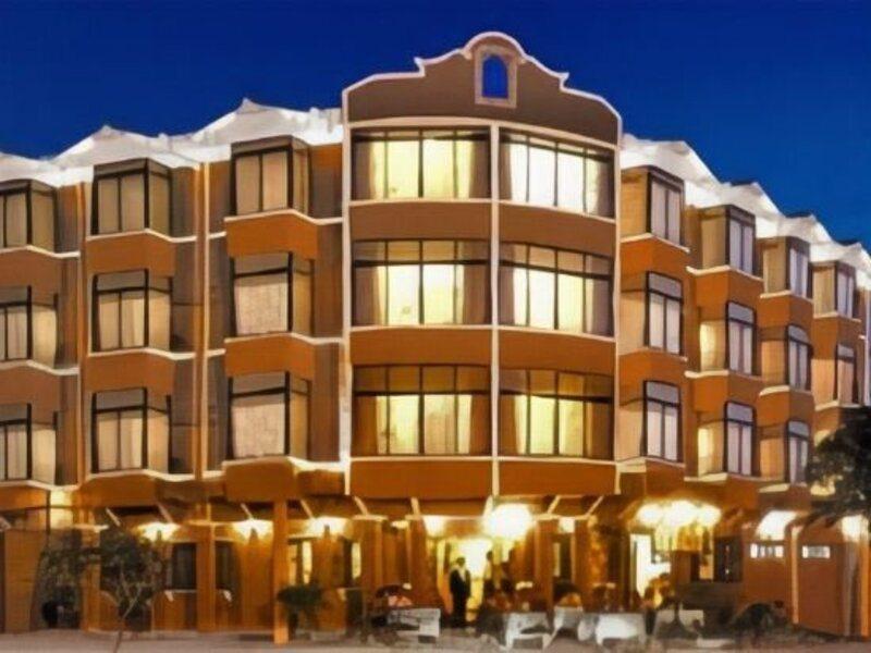Hotel Puerta Del Rey سانتا كروز دي لا سي المظهر الخارجي الصورة